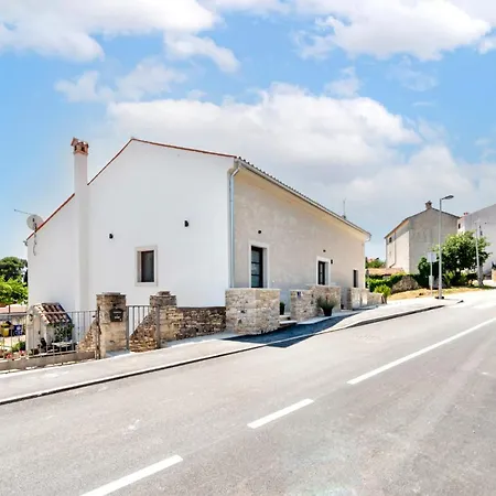 Vecchio Mulino By Rent Istria アパート ベール